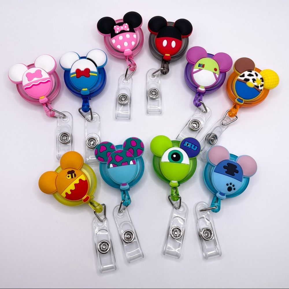 🌈 NEW DISNEY Characters Retractable Badge Reel Holder with Clip LIMITED STOCKS!